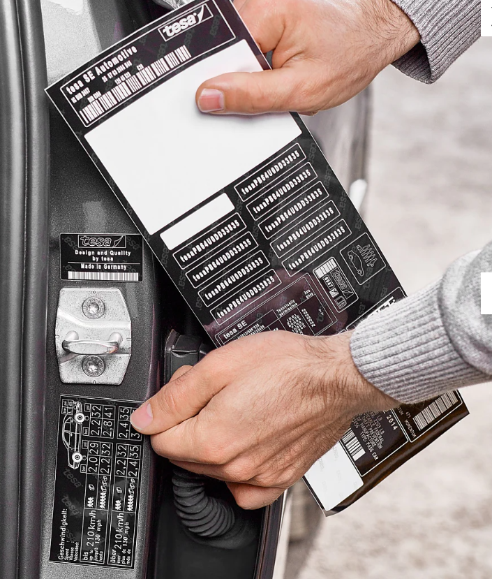  二維碼標(biāo)簽如何實現(xiàn)高速模切？| 卷對卷激光模切一體機(jī)解決方案