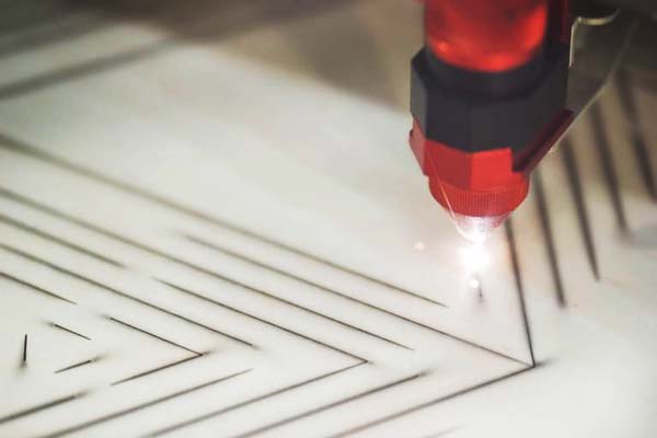 激光焊接機(jī)和激光切割機(jī)之間有什么區(qū)別呢？(圖1)