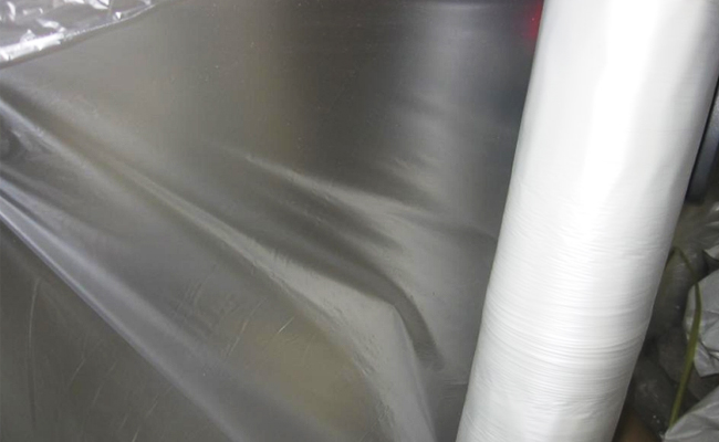 激光打孔在薄膜加工中的精度、效率與局限性探討(圖2)